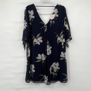 Soprano nwt navy large floral pattern dress tunic